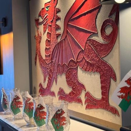 Y Castell Hotel Caernarfon Ngoại thất bức ảnh