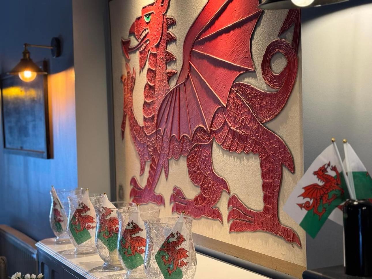 Y Castell Hotel Caernarfon Ngoại thất bức ảnh